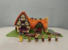 Vintage 1995 Disney Light Up Snow White & The Dwarfs Polly Pocket Doll Play set