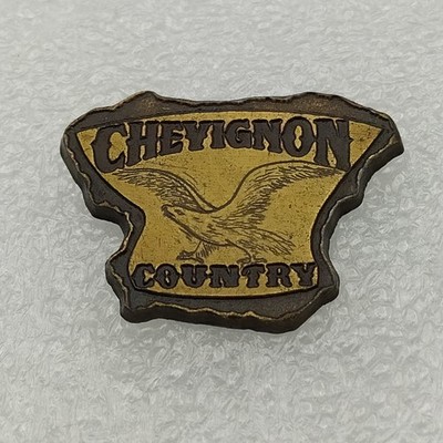Pin's-CHEVIGNON-Leicht Gold und Schwarz-Mode-Kleidung Adler Greifvogel-P2F6