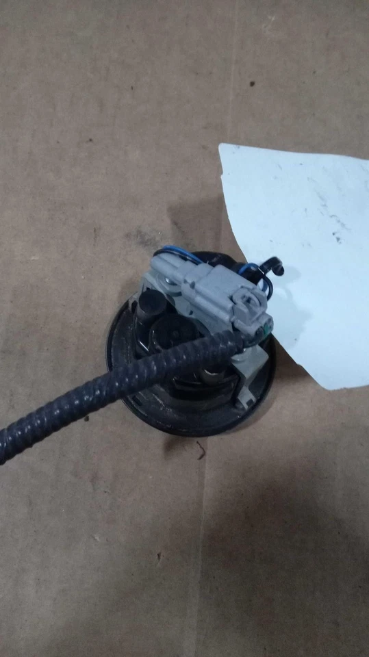 Conjunto de luz marcadora lateral usada se adapta a: Nissan 370z 2015 guardabarros lateral m Foto 2 de 4