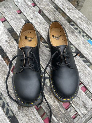 Dr Doc Martin Women s 6 Size 37 Smooth Leather Oxford 1461