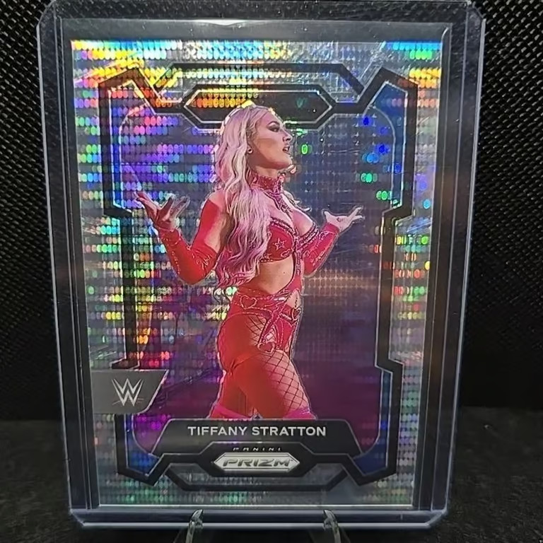 2024 TIFFANY STRATTON /499 NUMBERED PULSAR SILVER PRIZM HOLO WWE