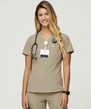 Figs Catarina FIONLITE Slim Scrub Top Women  s Light Oak Size L