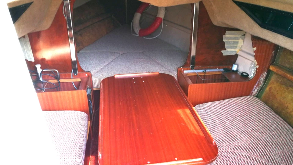 Kleinkreuzer, Jeanneau Bahia L 6,93 m x B 2,42m, Bj. 1988 mit Straßentrailer - Bild 3 von 4