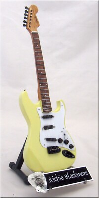 RITCHIE BLACKMORE Miniature  Guitar Deep Purple w/ Guitar Pick