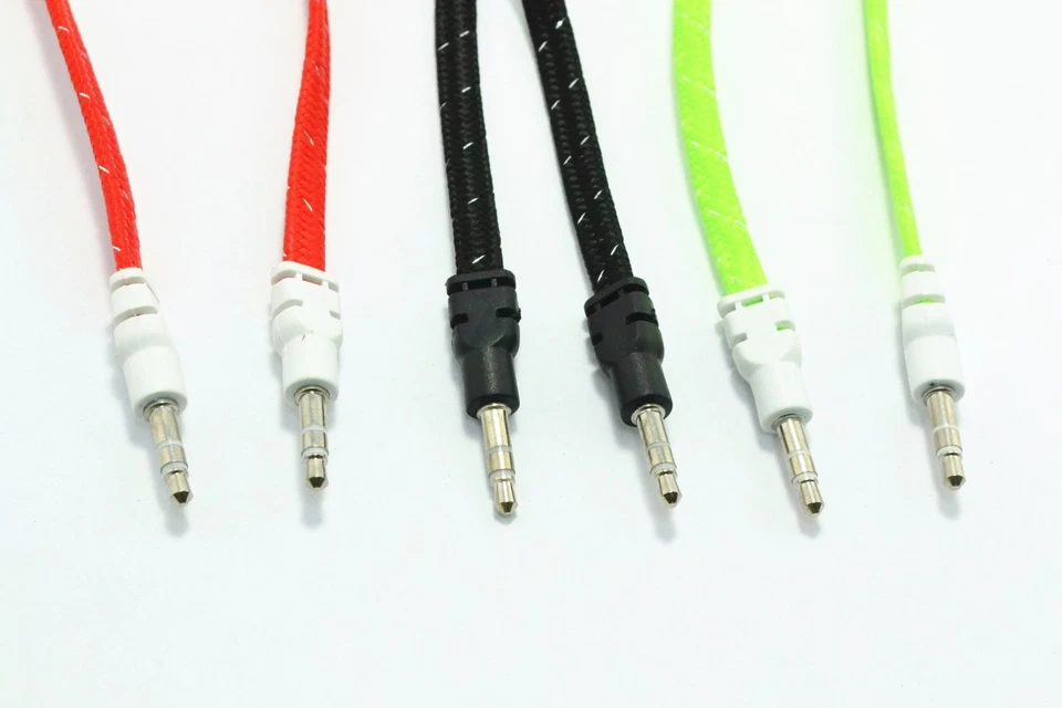 Cable de audio estéreo trenzado macho a macho auxiliar auxiliar de 3,5 mm para PC iPod MP3 COCHE Foto 2 de 2