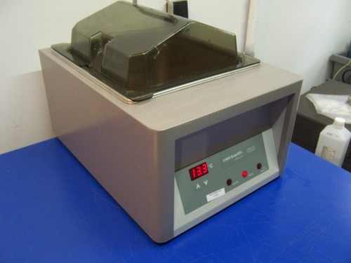 11089 VWR 1235 WATER BATH TANK IS 12"X11"X5 1/2" DEEP W/ LID 120V - Picture 5 of 11