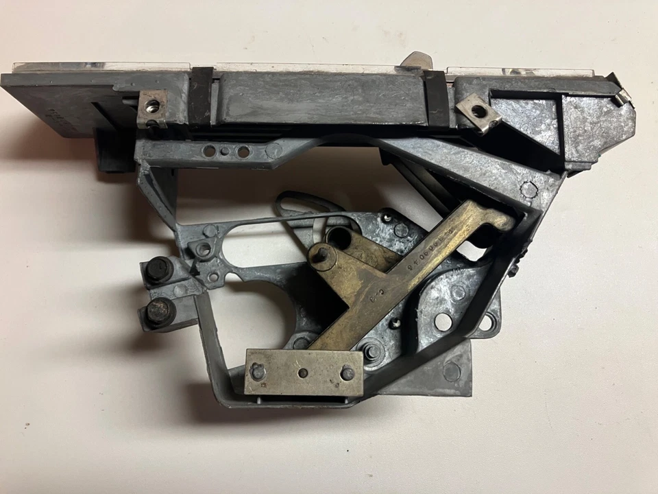 Chevrolet Impala Belair 1965 1966 unidad de palanca sin aire acondicionado panel de control de calefacción Foto 3 de 4