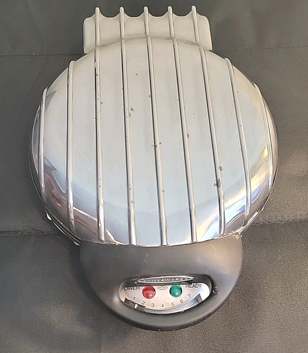 Uno #2005 3 Petite Belgian Waffler Non Stick