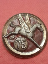 insigne militaire 75  RA