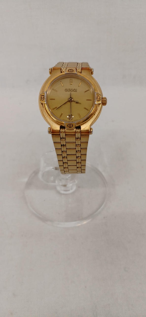 Gucci 9200L Quartz Watch - Stylish Luxury Timepiece