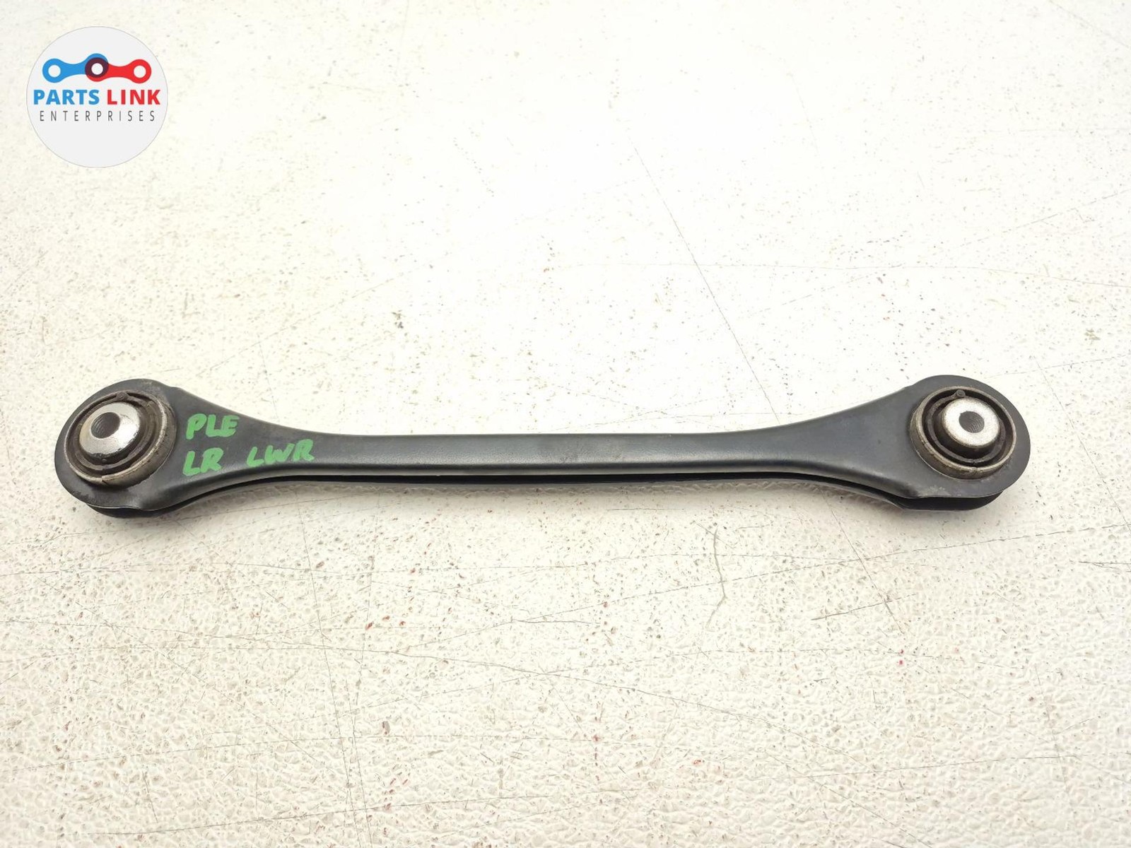 2016-20 BENTLEY BENTAYGA REAR LEFT CONTROL ARM LOWER TIE ROD LINK LEVER 636 OEM