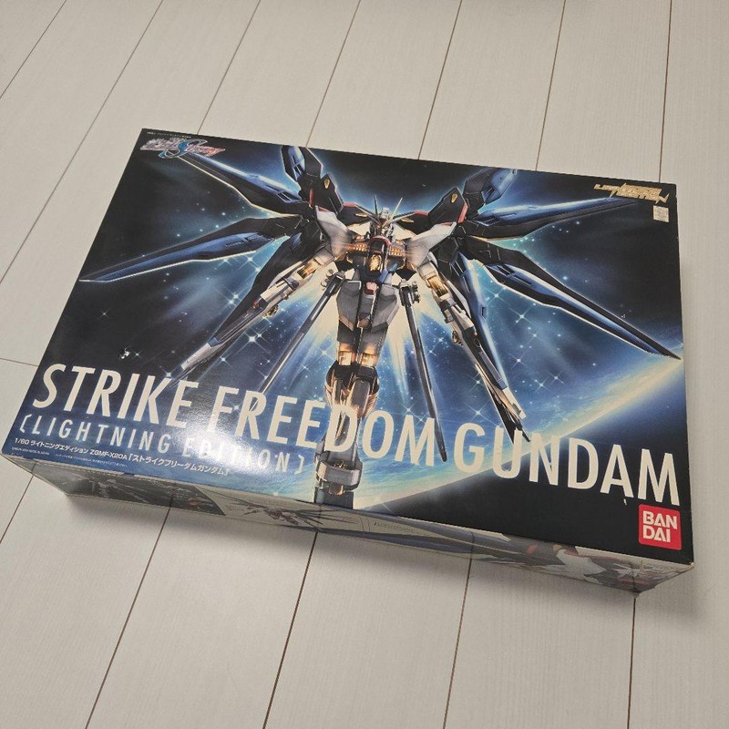 1/60 Strike Freedom Gundam Lightning Edition Gunpla Model Kit BANDAI