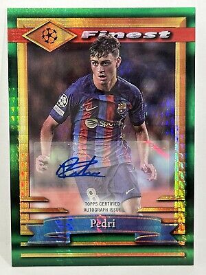 2022-23 Topps Finest Flashback UCC FC Barcelona Pedri Auto 2022-23 Topps Finest Flashback UCC FC Barcelona Pedri Auto