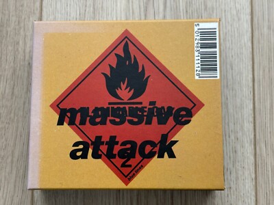 Box 3CD Massive Attack Blue Lines / Schutz / Kein Schutz 1997