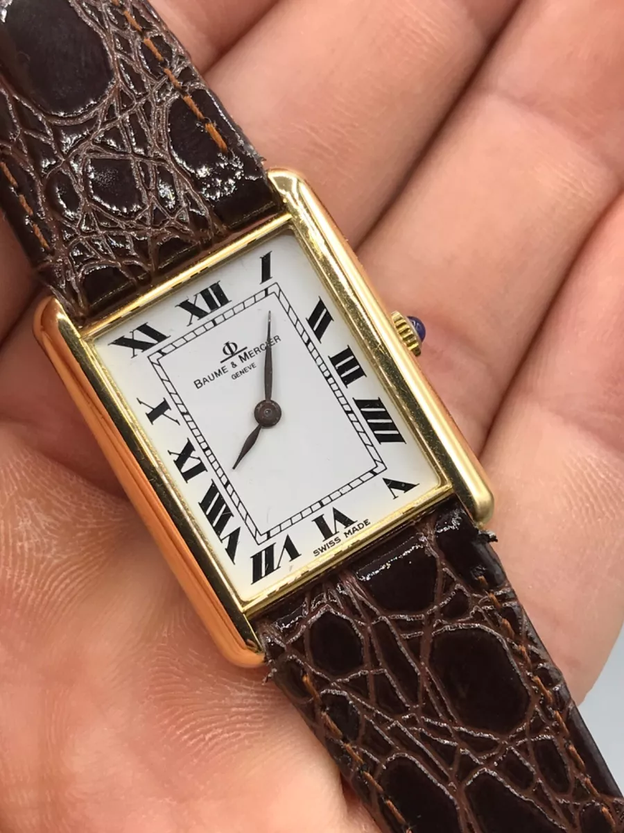 Baume & Mercier Solid 18K Gold Tank Roman Dial Wrist Watch Mechanical Movement