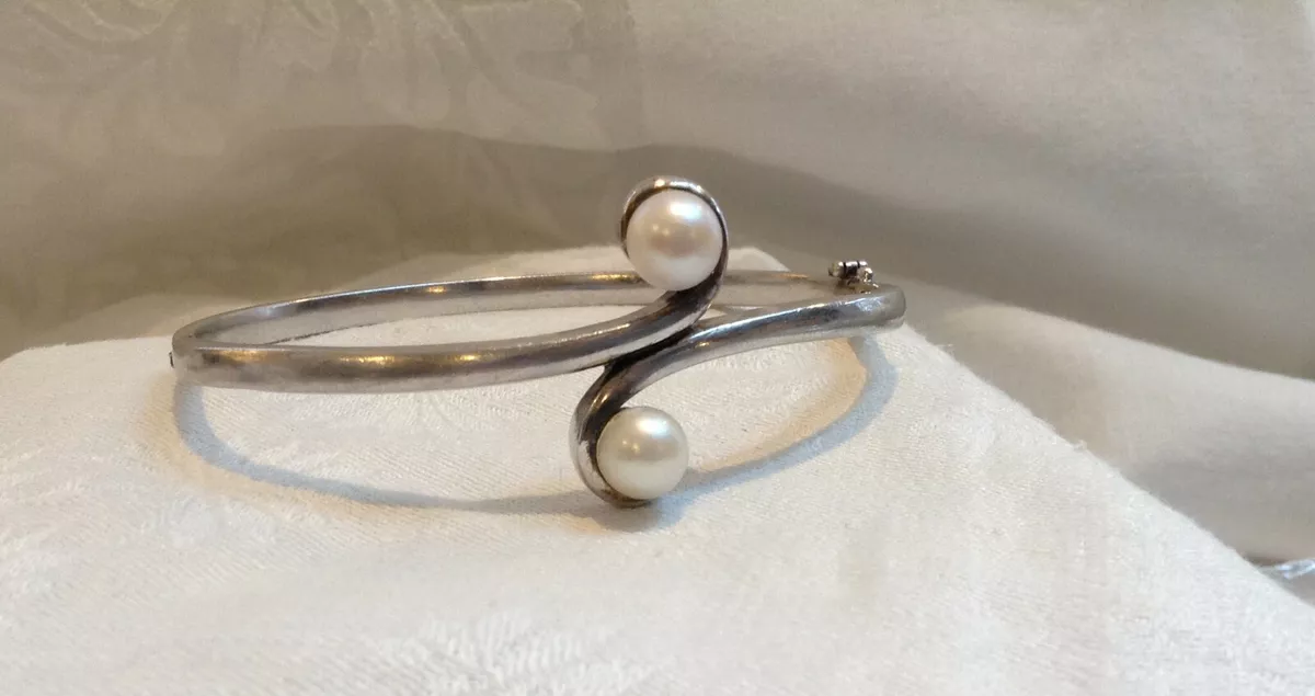 Alwand Vahan Sterling SILVER Fresh Water Pearl Hinged Bangle