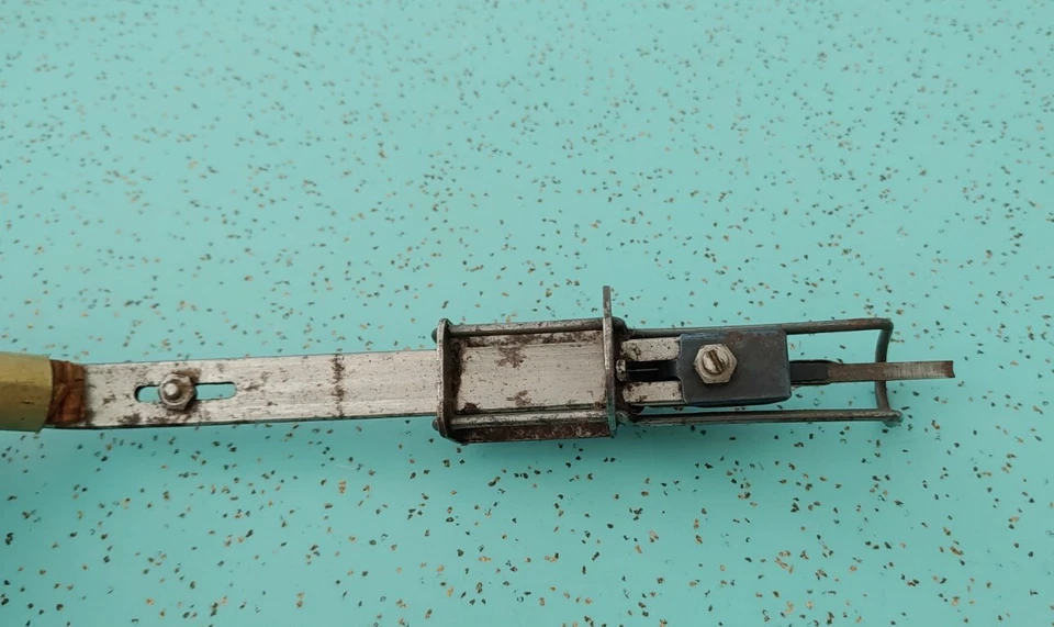 Antique Rug Hooking Tool Machine - Image 4 of 4