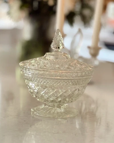 Anchor Hocking Wexford Clear Glass Pedestal Candy Bowl Dish With Lid Vintage