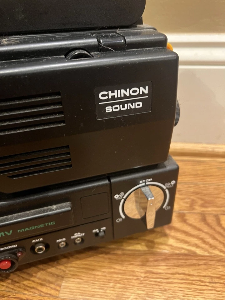 Proyector de sonido magnético Chinon SP-330MV Super 8MM 180w Foto 2 de 4