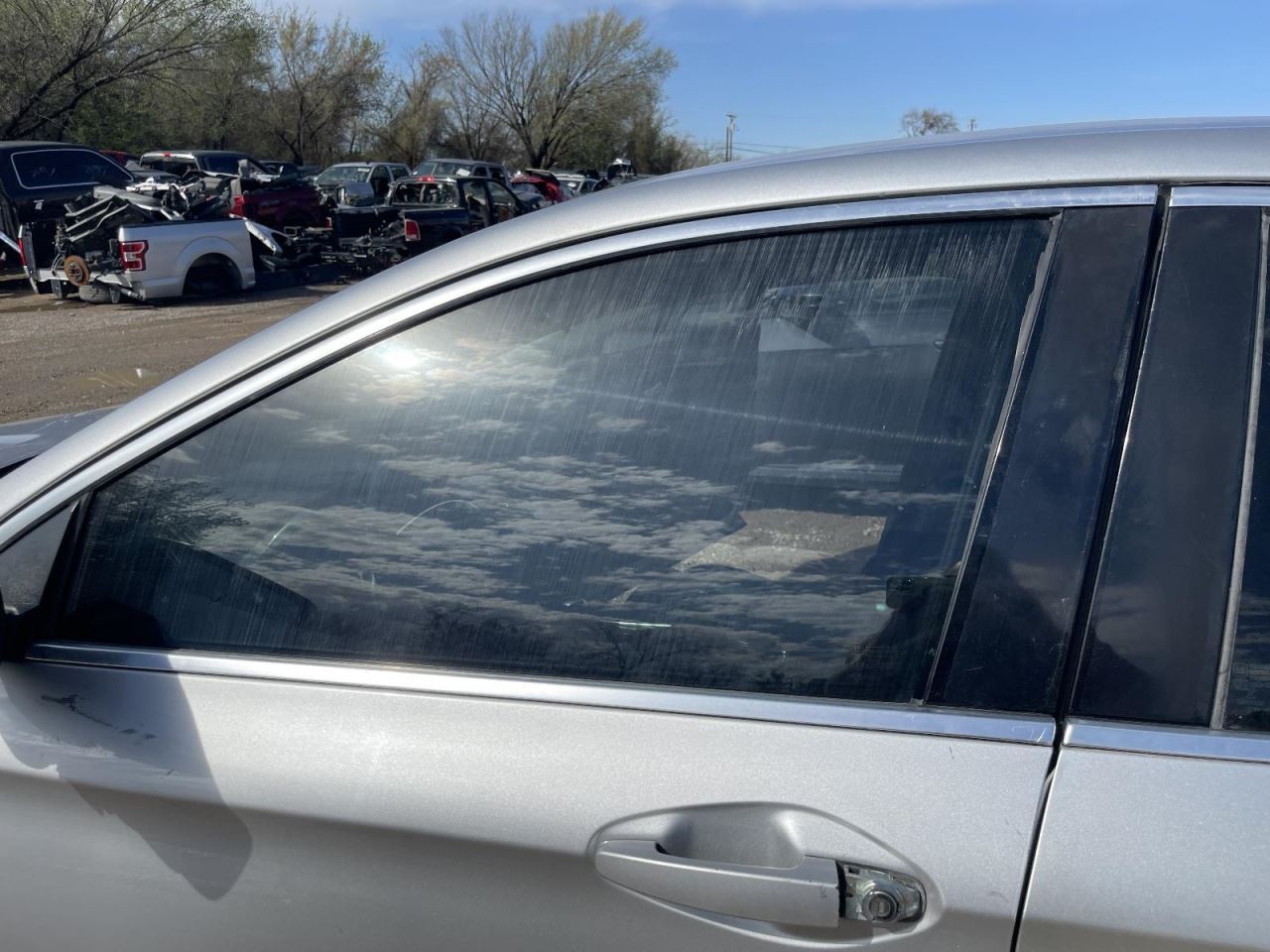 Front Door 2014-2019 CHEVROLET IMPALA LT Left Driver GAN Silver          1012228