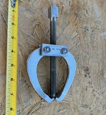 Craftsman No. 4690two Jaw Gear Bearing Puller 5-12 Reach