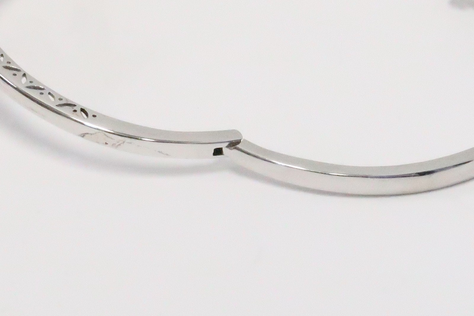 ALLURING STERLING SILVER PEARL BANGLE BRACELET - image 7