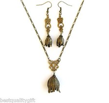 NEW 2 PC SET DESIGN BRASS GOLD TONE TULIP FLOWER PENDANT NECKLACE EARRINGS