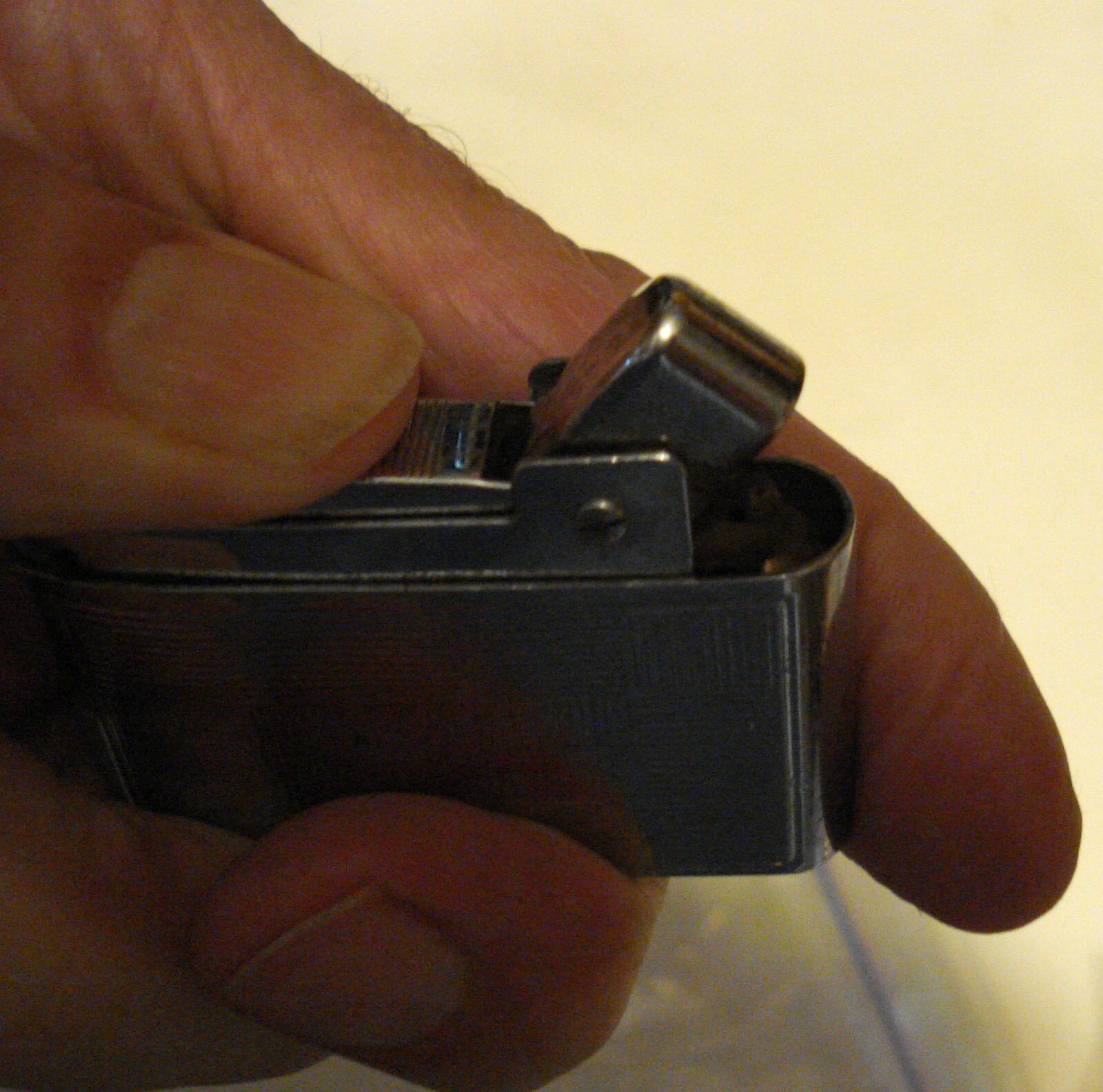 Vtg BENTLEY Lighter Made in Austria Needs Butane Etched Designs