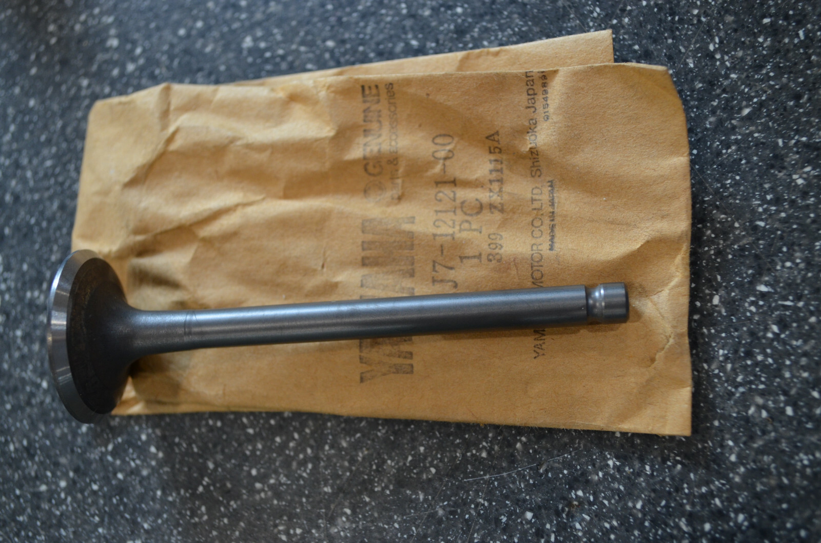 OEM YAMAHA EXHAUST VALVE 1J7121210000 XS1100 XS750 XS850 eBay
