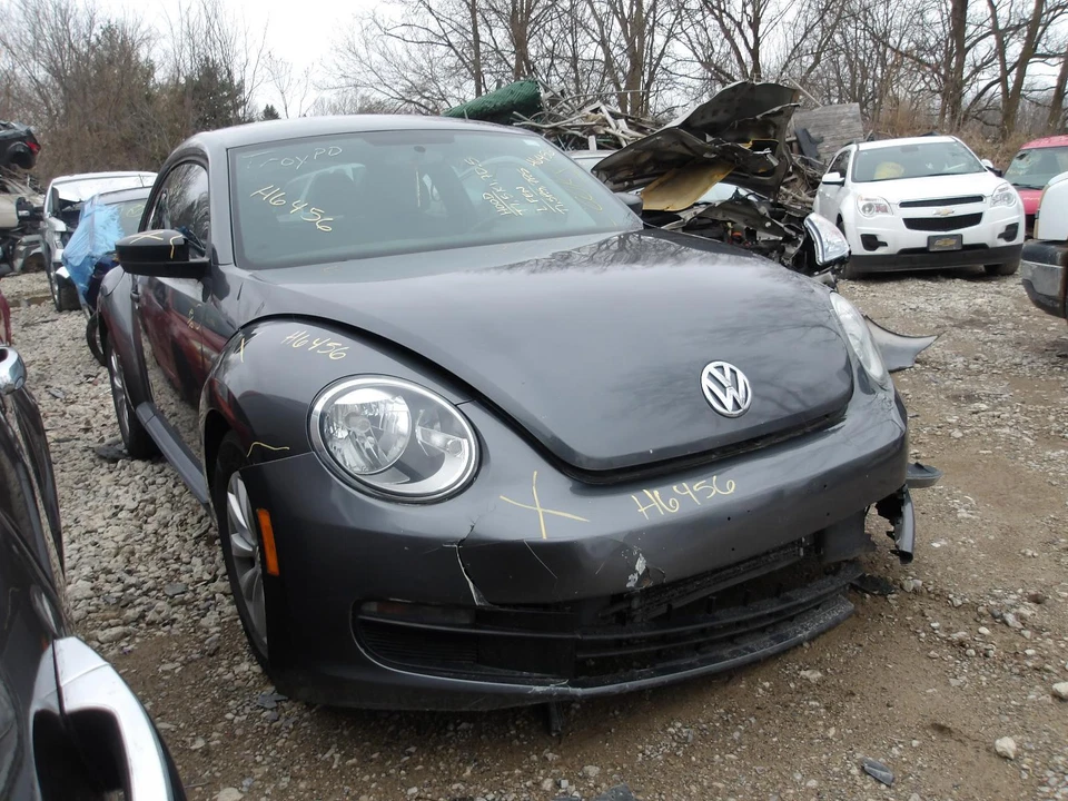 Used Left Sun Visor fits: 2014 Volkswagen Beetle w/o illumination Htbk Left Grad - Image 2 of 4
