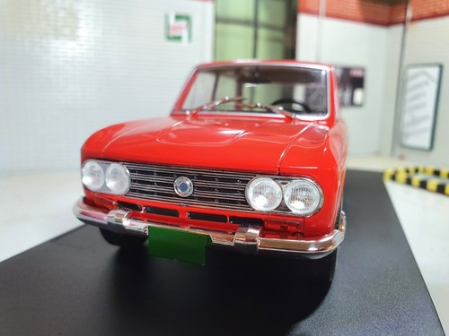 Datsun Bluebird Tizoc 410 Nissan 1964 Red 1:24 Diecast Model Car Scale Altaya - Picture 3 of 9