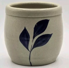 Williamsburg Pottery Planter Blue Leaves Small Vintage