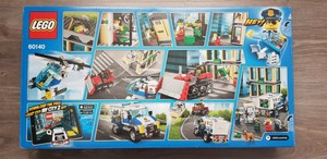 huida con bulldozer lego