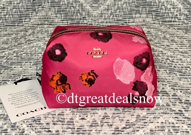 small coach makeup bag