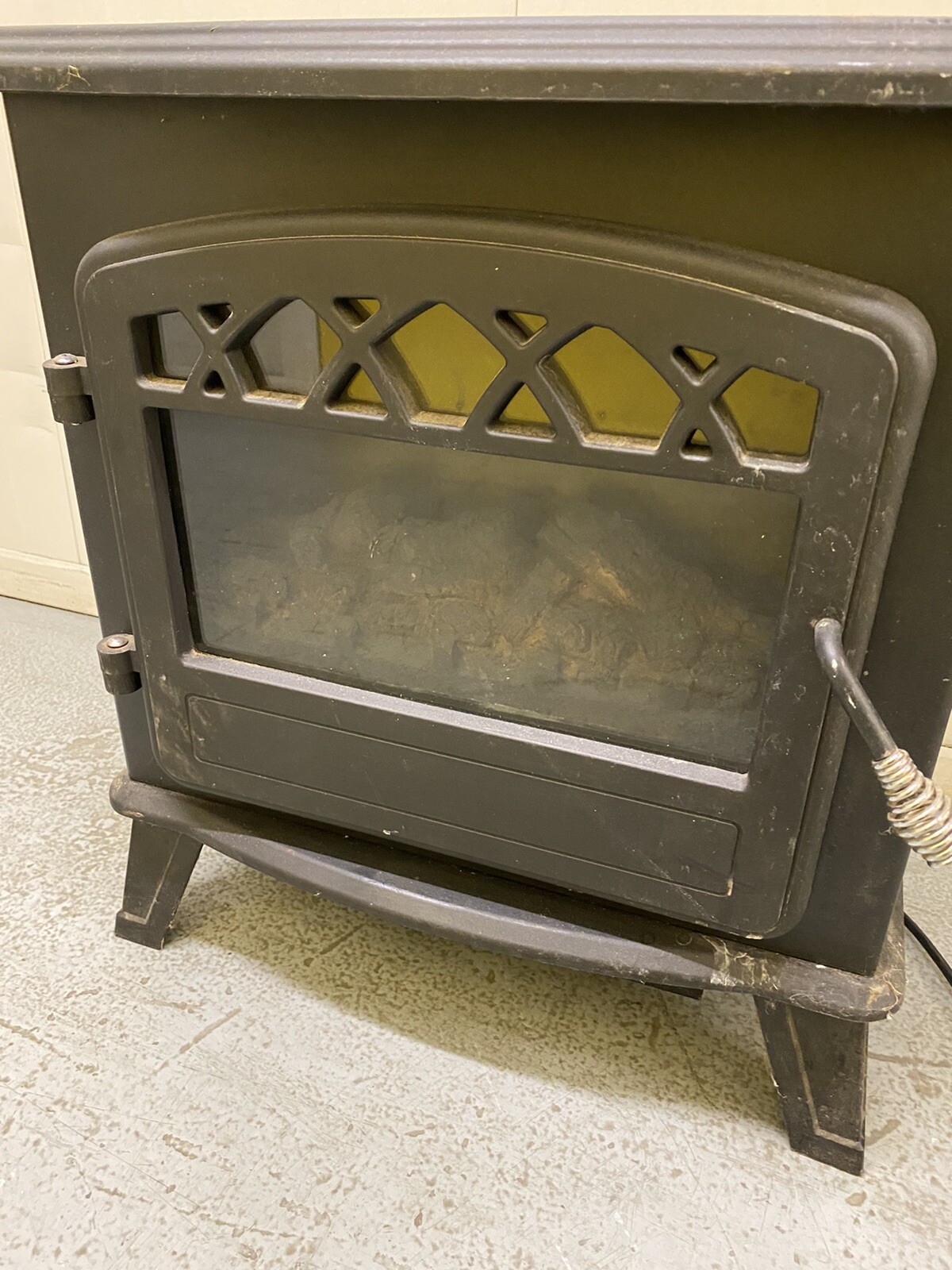 Manor 3126 Zodiac Electric Stove 2 Setting Fire Heater Log Effect