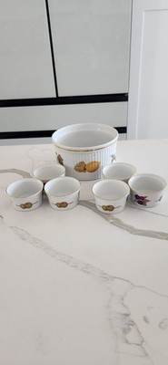 Royal Worcester Evesham 7'' Souffle with 6 Ramekins