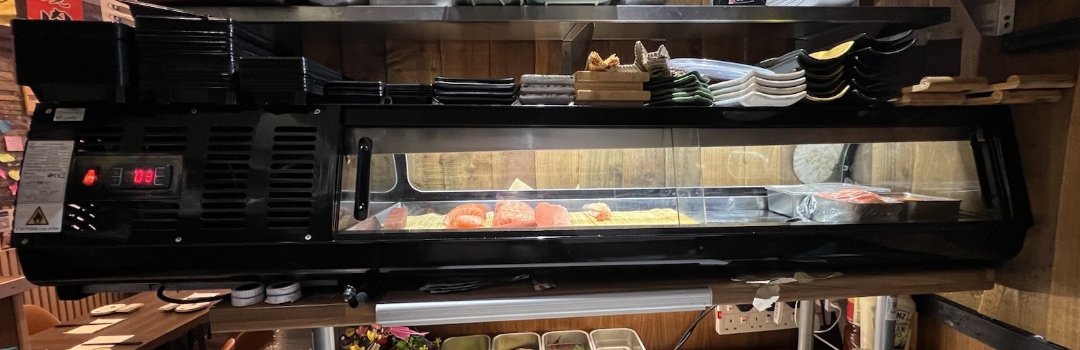 Commercial Sushi Bar Display Fridge – 6 Months Old – Excellent Condition
