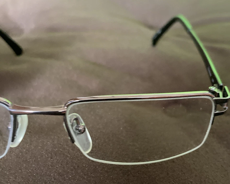Титановые оправы для очков Seiko T 1007 — только на запчасти  - Изображение 3 из 4