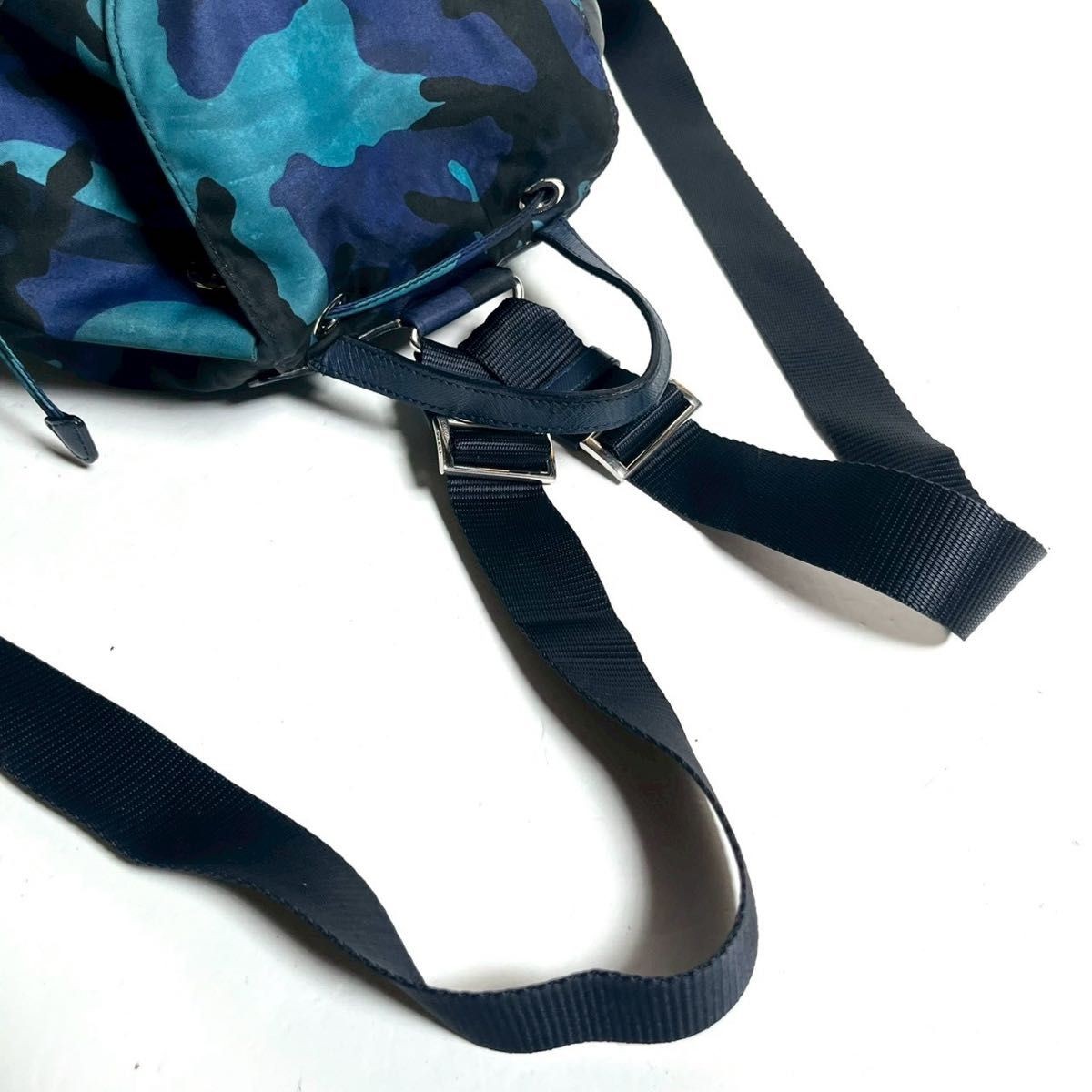 model Excellent condition PRADA triangular logo c… - image 6