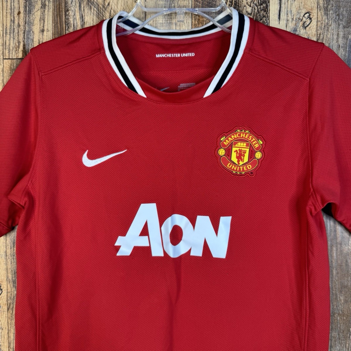 Manchester United 2011-12 Home Jersey Nike 423958-623 Youth Boys