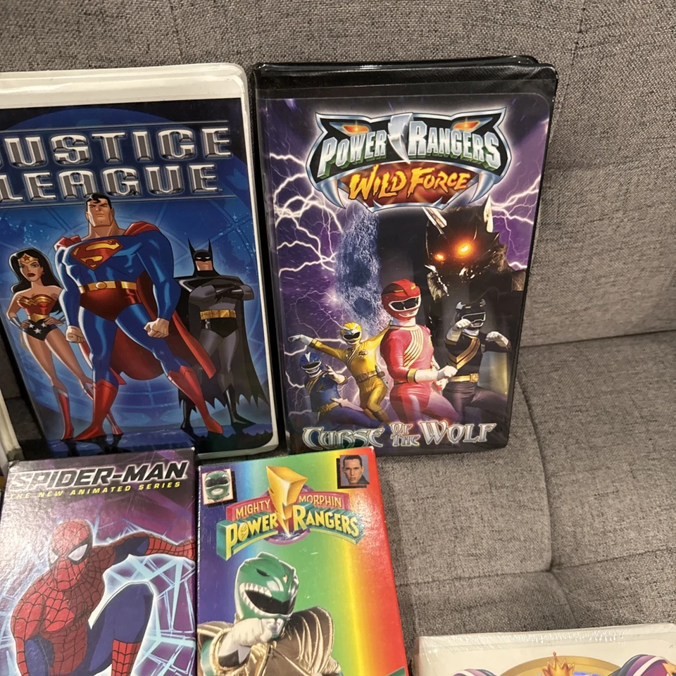 VINTAGE 80S-90S CARTOON VHS TAPES LOT Goosebumps Disney Go Joe POWER RANGERS - Image 4 of 4