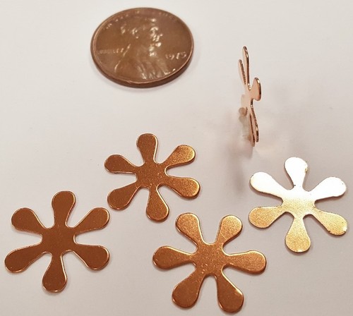 12 VINTAGE RETRO FLOWER FLAT 15mm. COPPER COATED STEEL STAMPING FINDINGS N27 - Picture 3 of 3