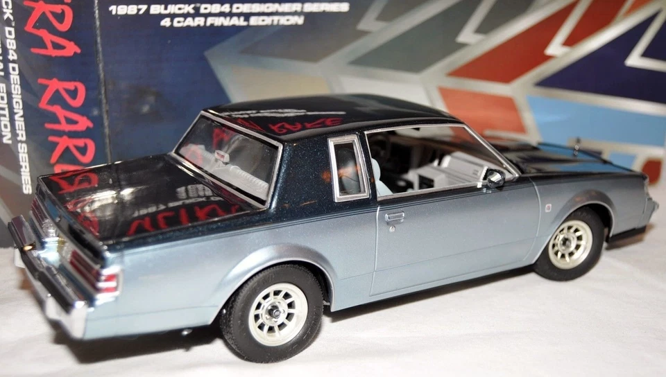 NUEVO Juego Completo de 4 Coches GMP 1/18 ULTRA RARO 1987 Buick Regal T-Type D84 Azul/Rojo Foto 3 de 4