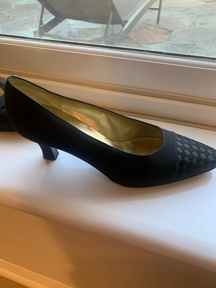 Zapatos de salón bottega venetablack satinado 38 Foto 2 de 4