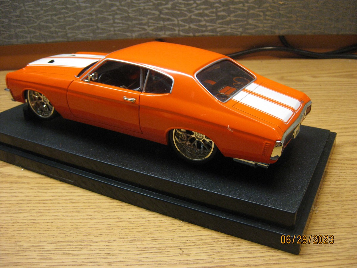 Hotwheels 1/18 【未開封品】1970 chevelle＋dodge Hot Wheels Classics 1:18 Limited Edition 1970 Purple