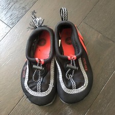 Kids Toddler Body Glove Size 8 black White Red swimming Shoes Summer