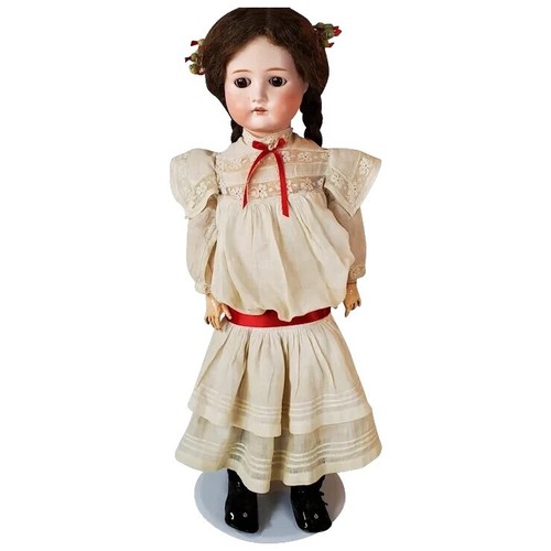 Antique Heritage Genuine Porcelain Doll —Adorable Memories 1991