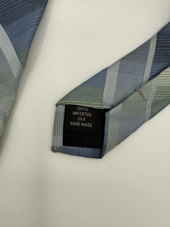 Kenneth Cole 反应领带男式丝绸经典条纹手工领带正式 Dre — 第 4/4 张图片