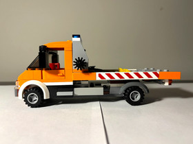 LEGO City Flatbed Truck (60017) - 100% Complete w/ Manual & Minifigs *RETIRED*