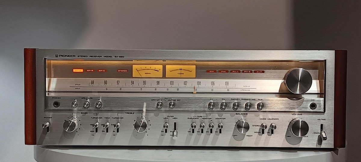 SUPERB PIONEER SX-950 STEREO RECEIVER – 85WPC VINTAGE POWER – 1